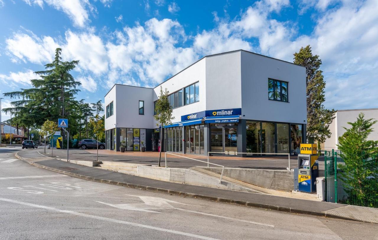 Residence Center B&B Materada Porec Bagian luar foto