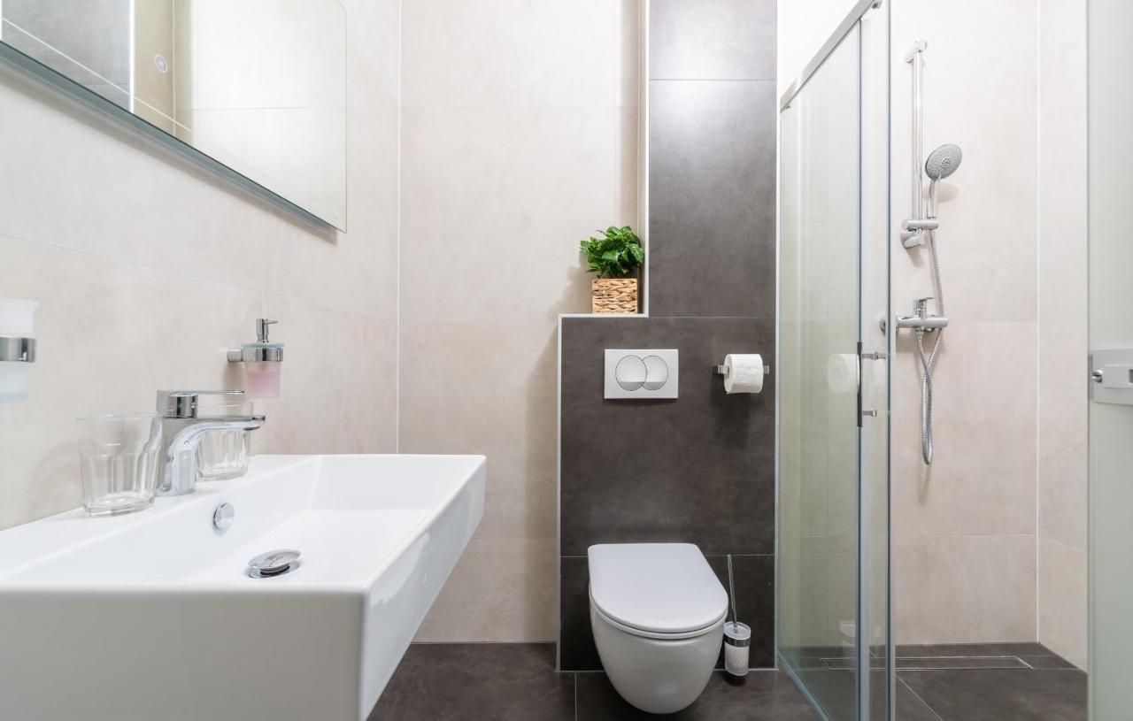 Residence Center B&B Materada Porec Bagian luar foto