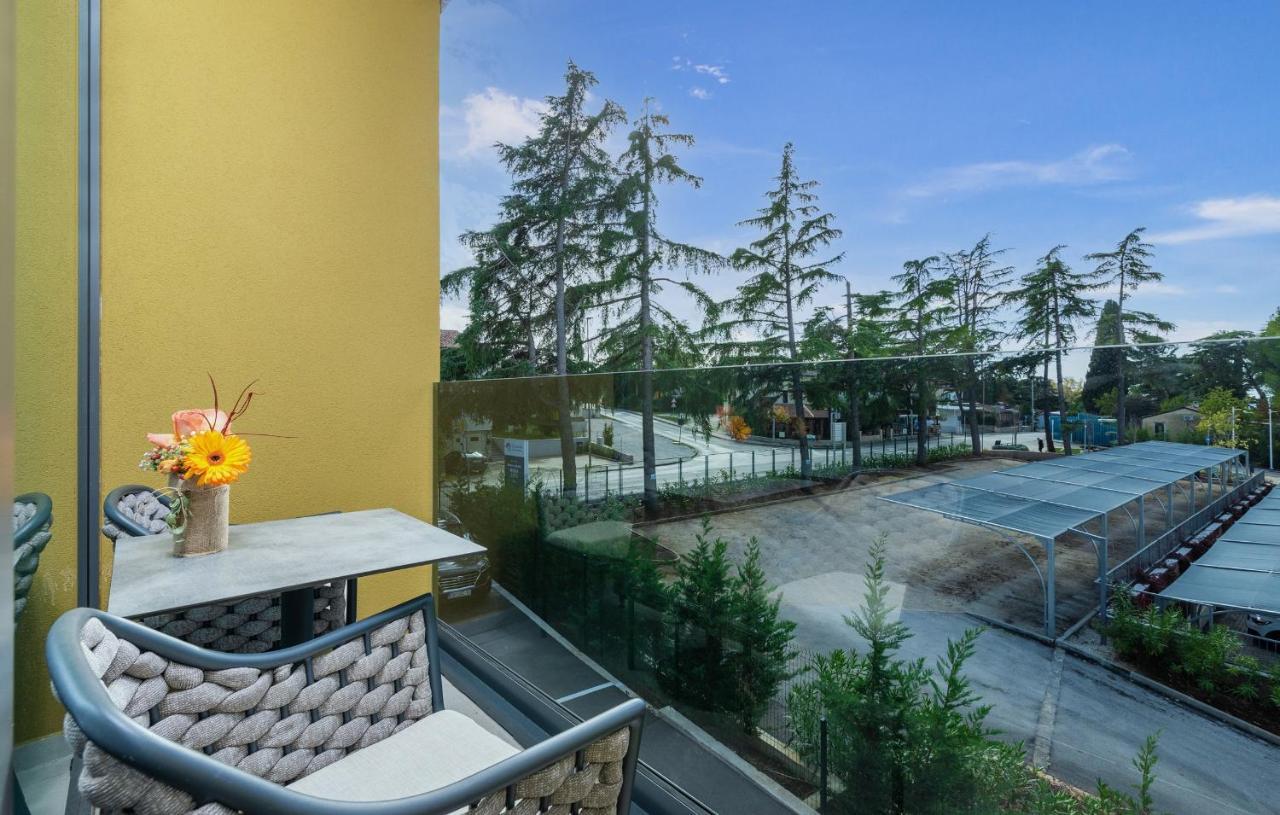 Residence Center B&B Materada Porec Bagian luar foto