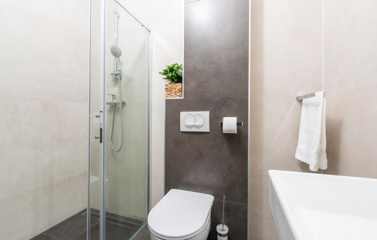 Residence Center B&B Materada Porec Bagian luar foto